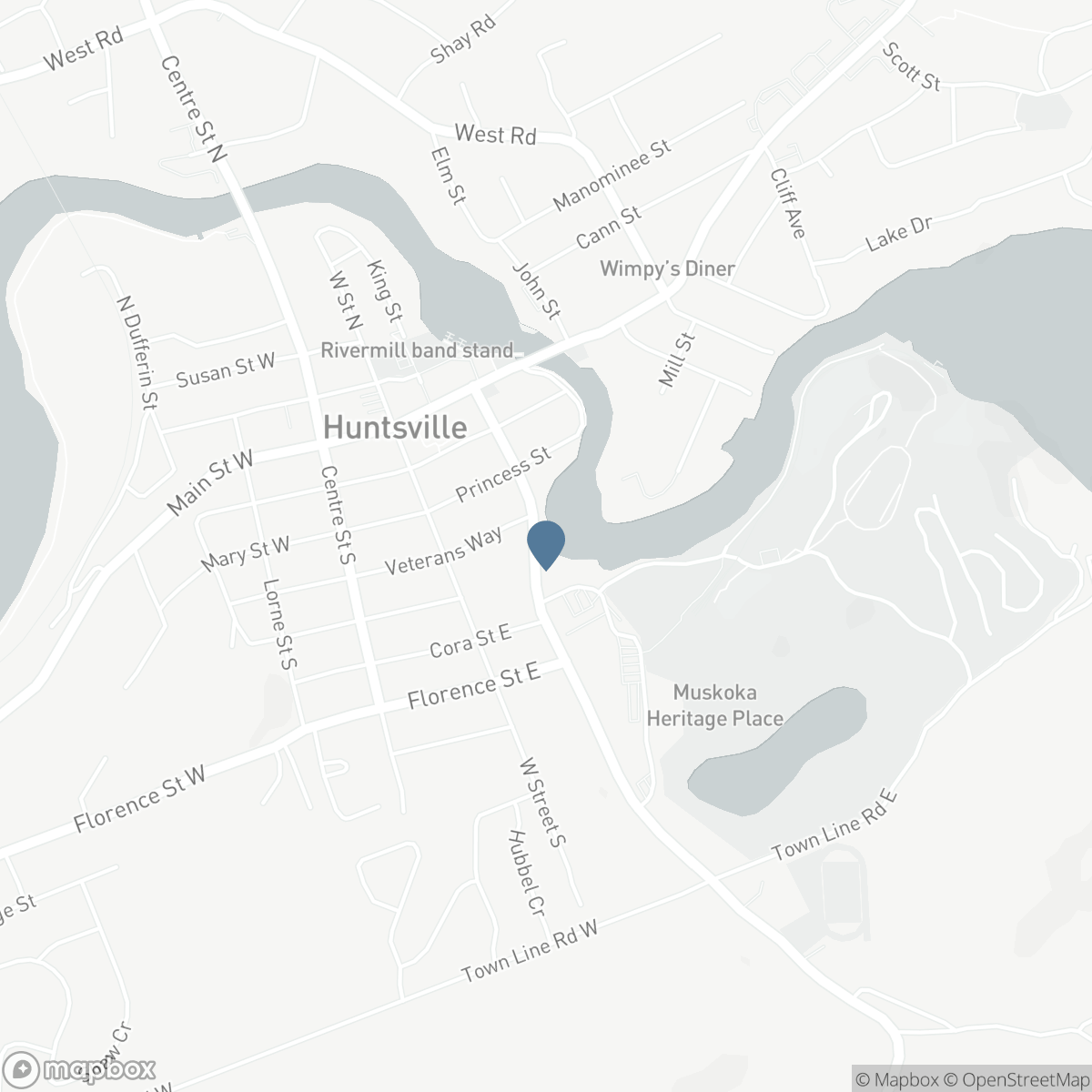 203 - 32 BRUNEL ROAD, Huntsville, Ontario P1H 1P5